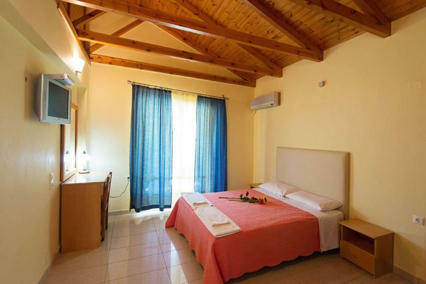 Ilios Hotel & Villas Yénion 外观 照片