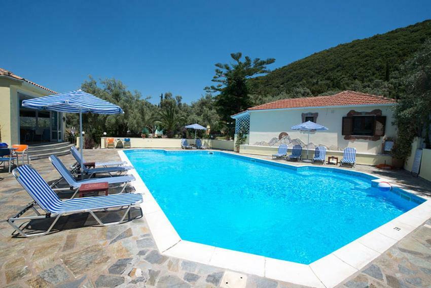 Ilios Hotel & Villas Yénion 外观 照片