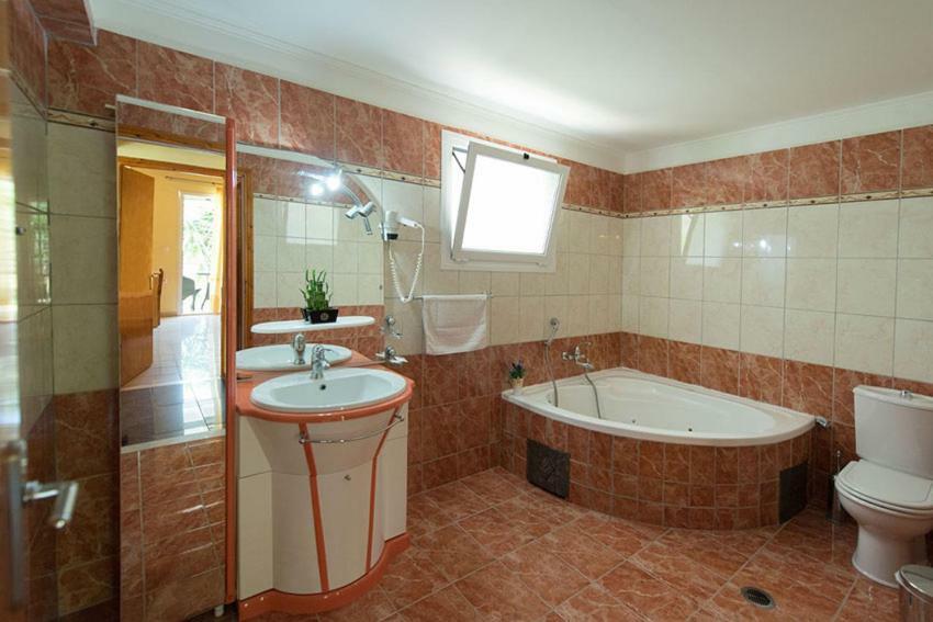 Ilios Hotel & Villas Yénion 外观 照片